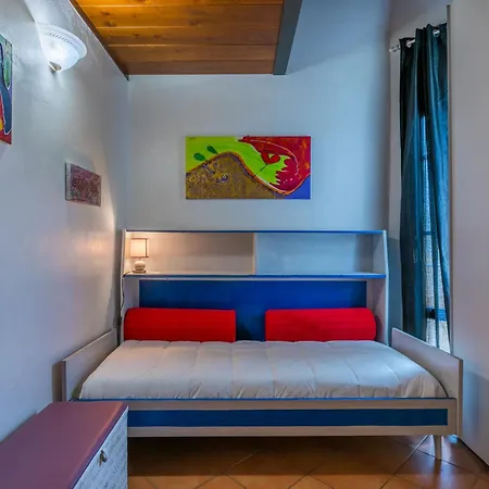 Loma By Interhome * Guardistallo
